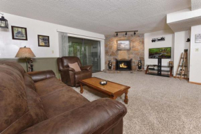 Cozy 2BR Condo Just 7 Min to DwTn Gatlinburg FREE Attraction Tickets